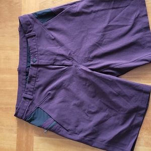 lululemon men's purple shorts size large, excellent condition